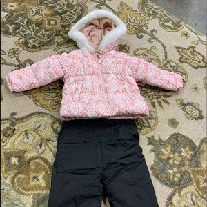 Carters 2T Snow Suit Pink